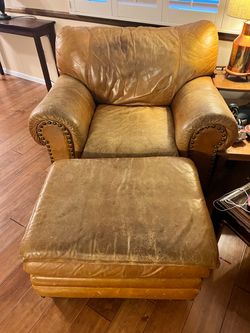 Leather chair with ottoman