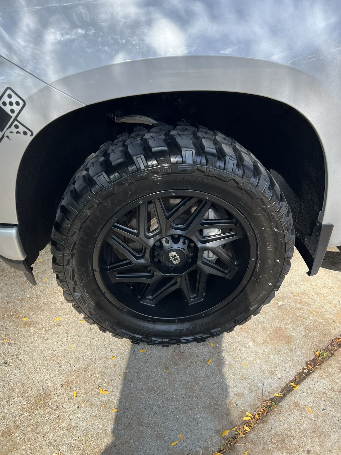 Rimes and Tires