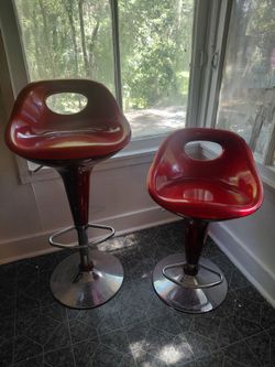 Set of Two Hydraulic lift Bar Stools