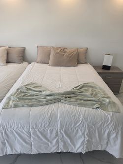 2 King Beds