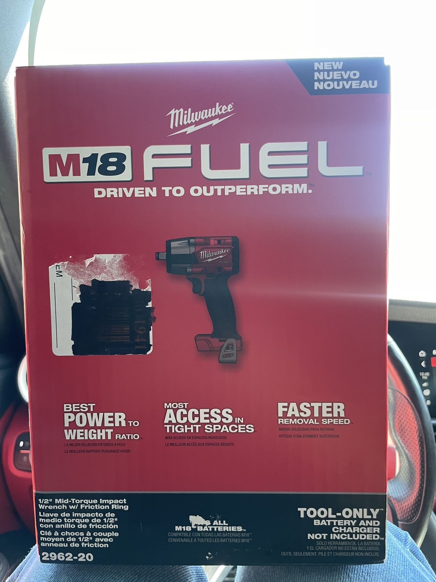 Milwaukee M18 Fuel 1/2” Mid Torque Impact Wrench