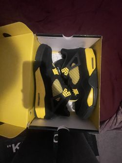 jordan 4 thunders