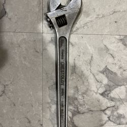 CRESCENT WRENCH