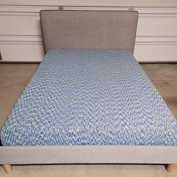 Full Size Platform  Bed.  Used, in good condition. 

Platform bed frame with mattress. 

$265

