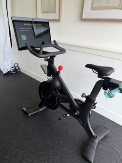 Peloton Bike+ – Excellent Condition