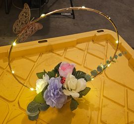 Hoop style centerpieces