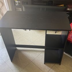 Desk And Chair With Wheels 