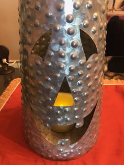 HALLOWEEN 18” Tall Metal Jack-O-Lantern Battery Operated Candle Lantern