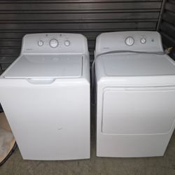 GE Hotpoint Washer/Dryer Set