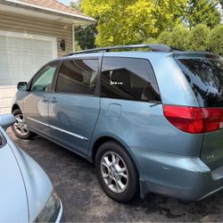 2004 Toyota Sienna
