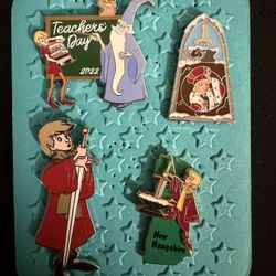 Disney Pins 