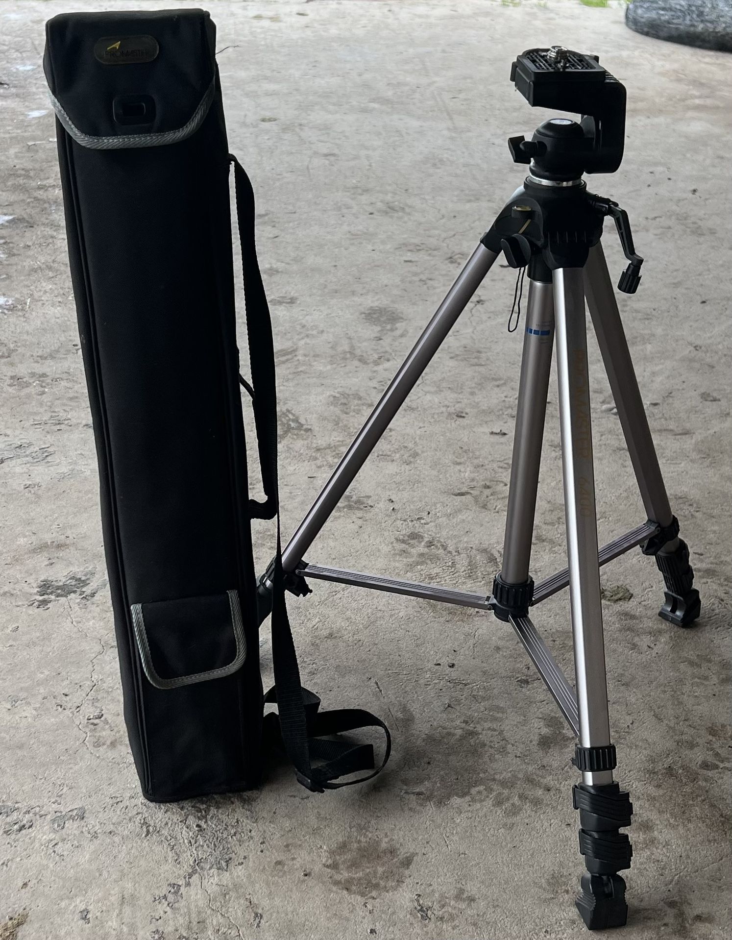 Pro Master Camera Tripod