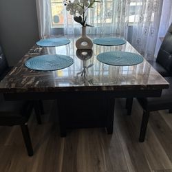 Dinning Table
