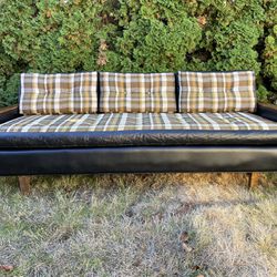 Vintage Couch/Sofa
