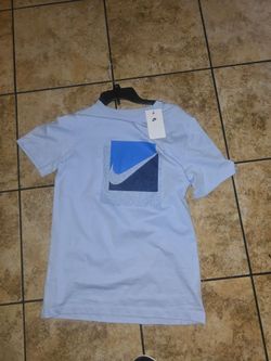 Nike mens shirt size small