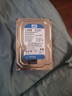 WD bLUE PC HARD DRIVE 1.0 TB ( NEW)