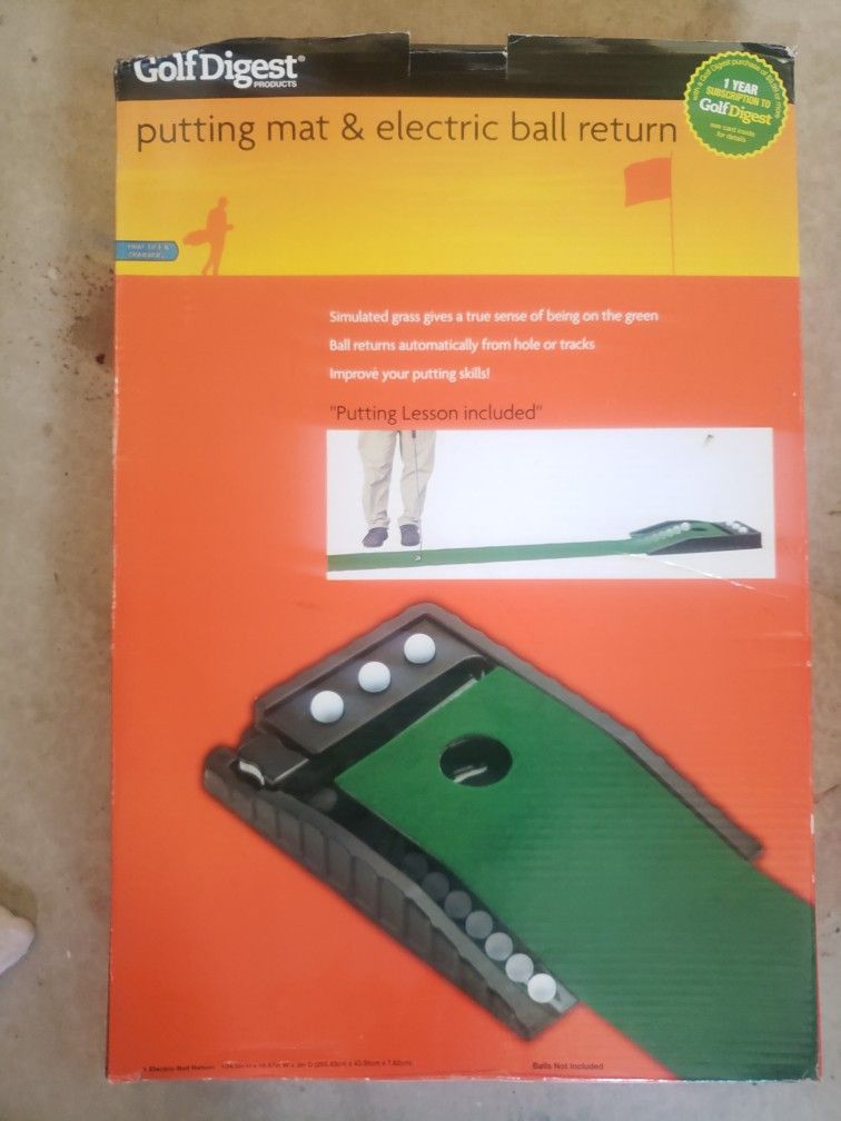 Golf Digest Putting Mat and Electric Ball Return- Brand New