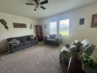 Living, 2 sofas + accent chair