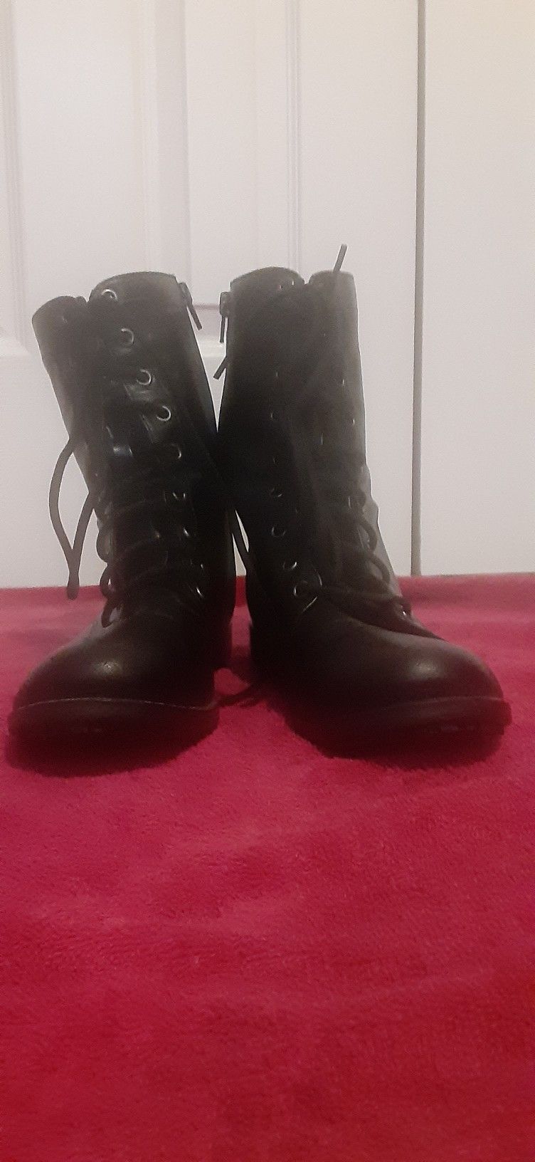 Black Unisex Boots