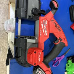Milwaukee Band Saw