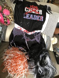Girls zombie cheerleader Halloween costume w wig and pompom also. Size 14/16