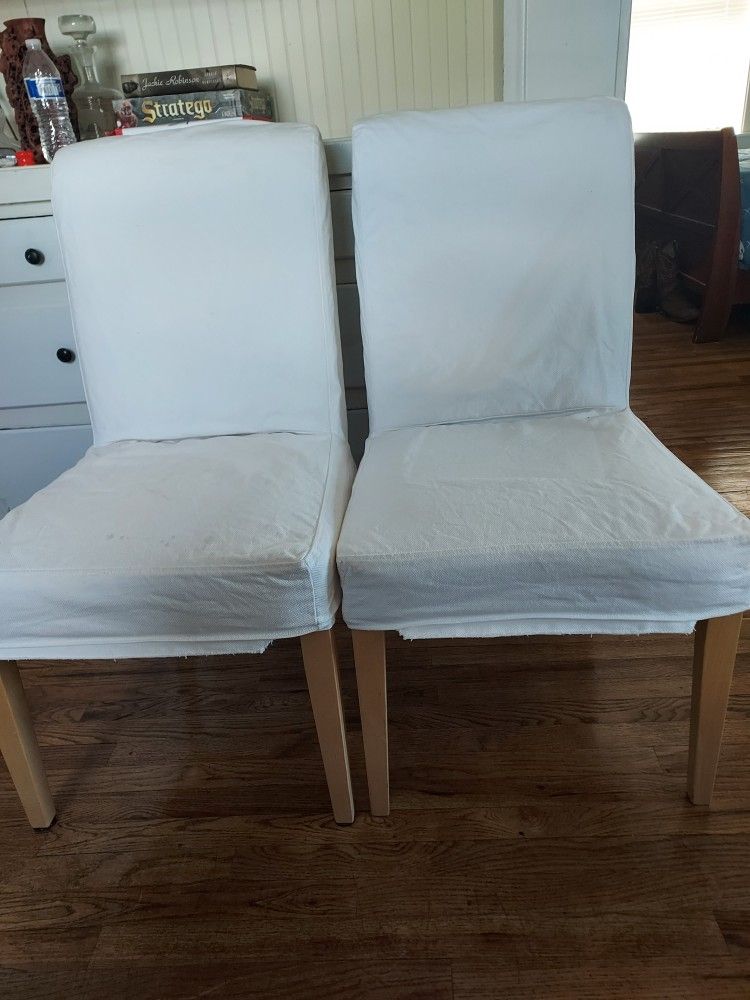 2 IKEA
Henriksdal dining chairs
