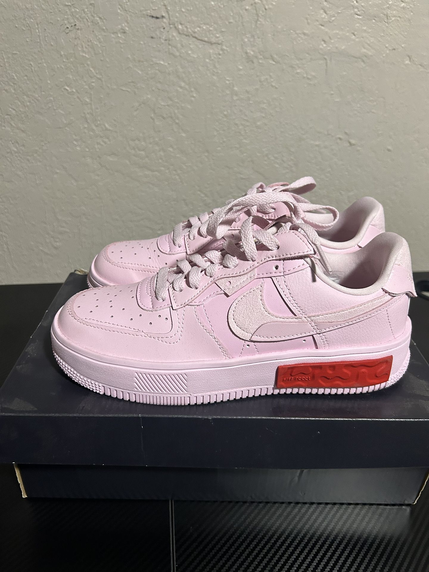 Air Force 1 Wmns Size 8.5