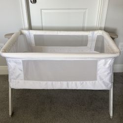 Dream On Me bassinet