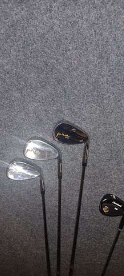 Golf Wedges , & Other Clubs