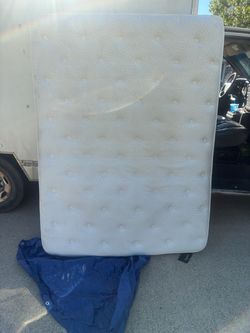 Queen mattress
