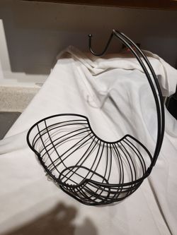 Fruit basket