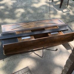 Full Size Bed Frame w Headboard