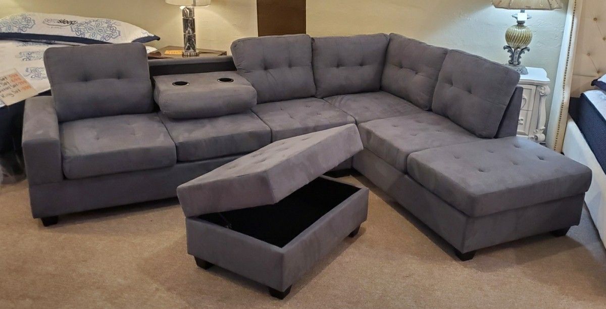 Reversible Sectional w/Chaise Dark Grey Fabric