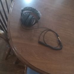 Tascam TH-300X Studio Headphones Not Wireless