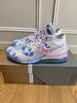 DS Lebron James 18 Low Sakura