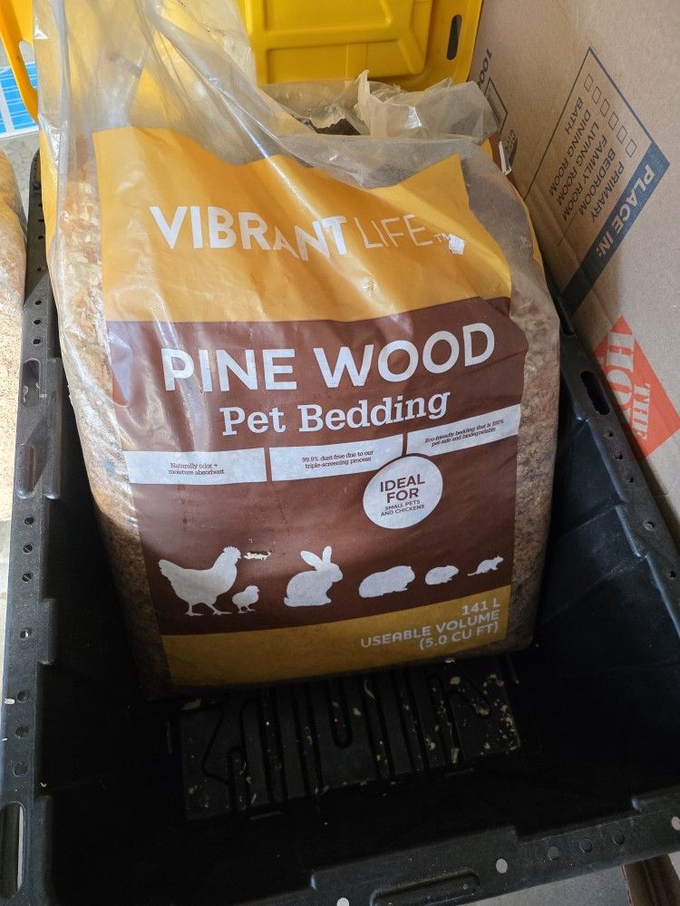 Bedding For Birds Chickens