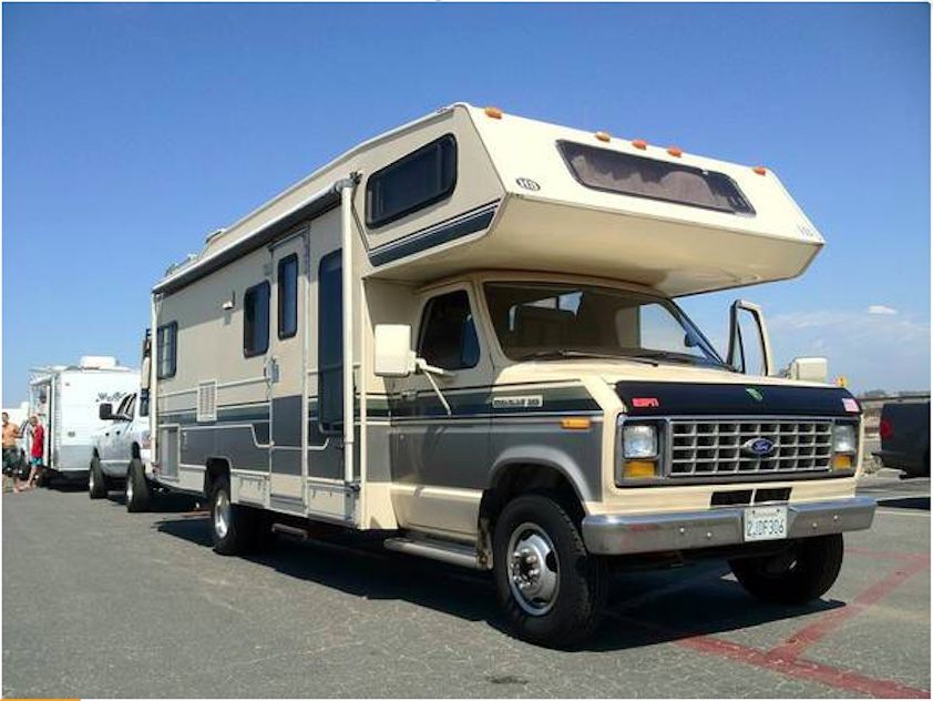 SUPER CLEAN 1988 Tioga RV