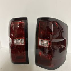 14 2018 Silverado Tail Lights