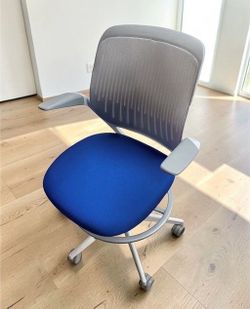 STEELCASE COBI DRAFTING STOOL CHAIR – NEW IN BOX – $750