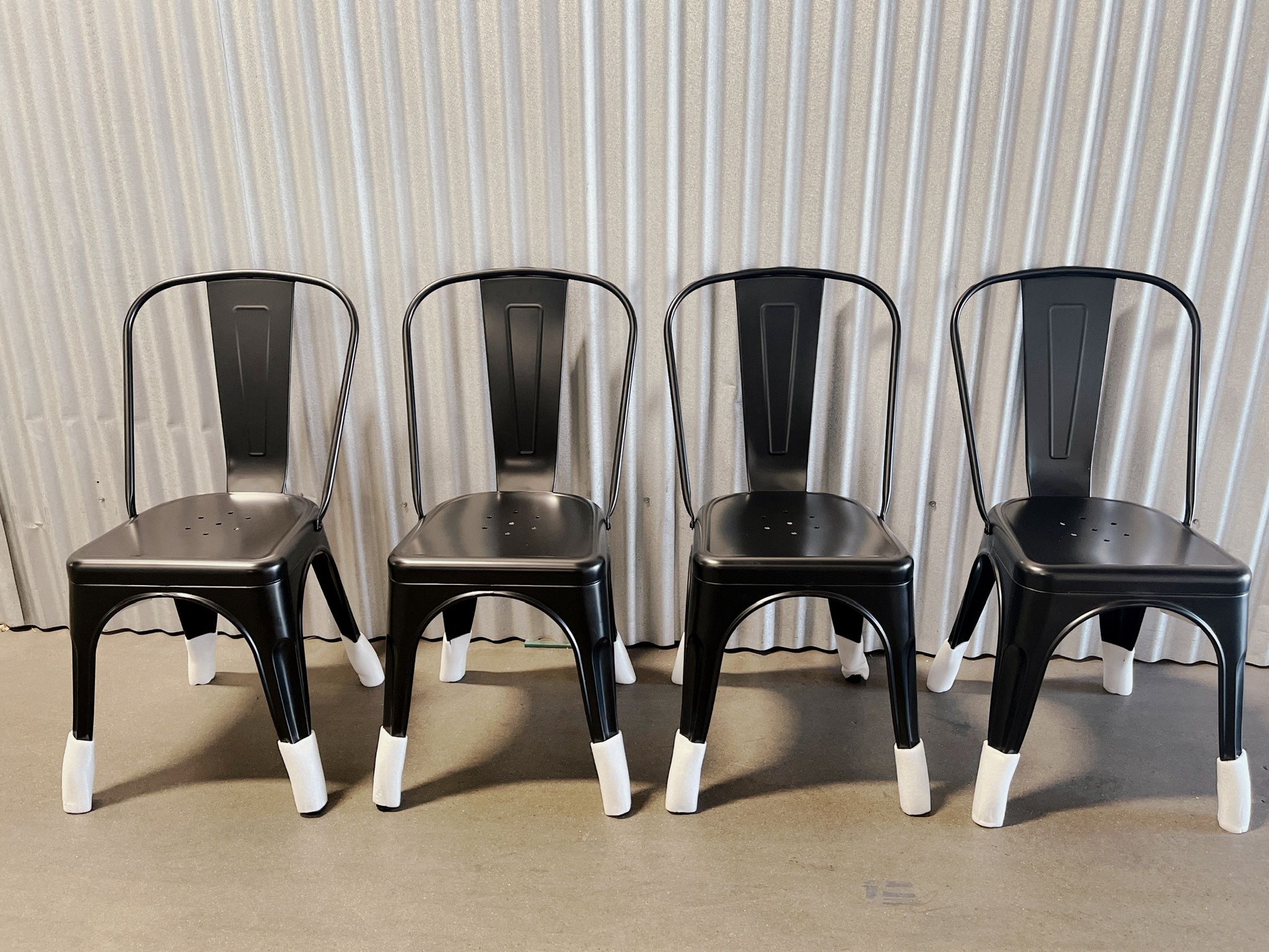 New Set of 4 Heavy Duty Metal Chair Dining Chairs Patio Chair 18 Inches Seat Height Dining Room Kitchen Chair Tolix Restaurant Chairs Trattoria Bar St