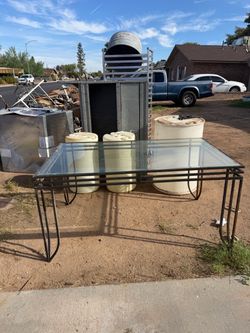 Bevel glass top iron table