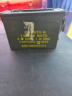 US military surplus metal ammunition can