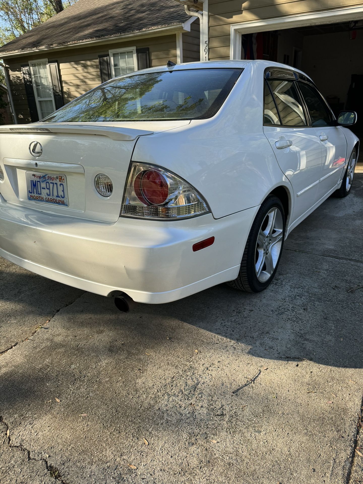 2002 Lexus IS