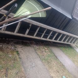 36ft Aluminum Extension Ladder 
