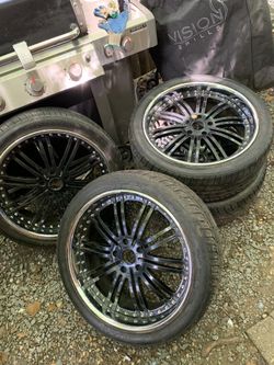 265/40R22 Rims
