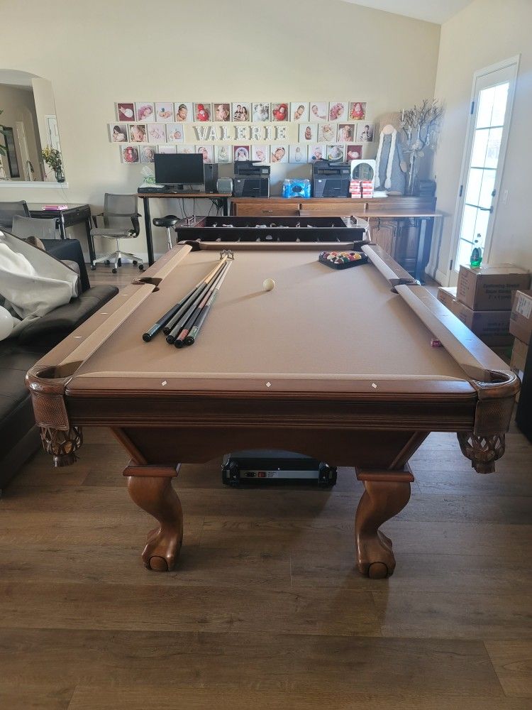 Brunswick Pool Table And Accessories 