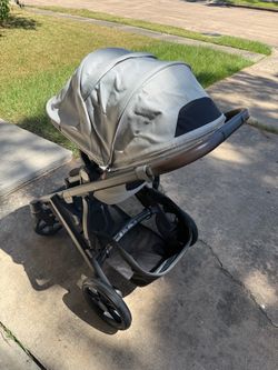 Uppababy Vista V3
