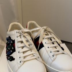 Gucci White Sneakers with Snake Crystal Embellishments Low Top