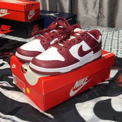 Nike Dunk Low Team Red Size 9M Worn 2x