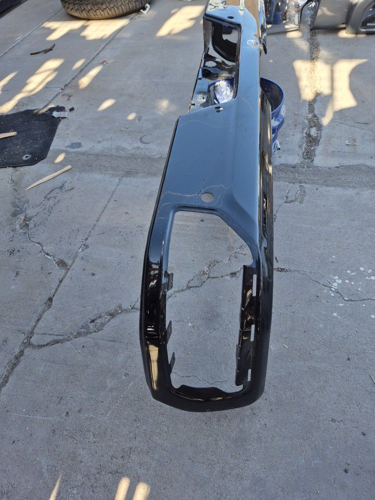 Chevy Silverado Gmc Sierra Rear Bumper Oem